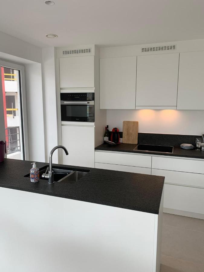 Lichtrijk 2-Slaapkamerappartement Met Zeezicht En Gratis Parking أوستيند المظهر الخارجي الصورة