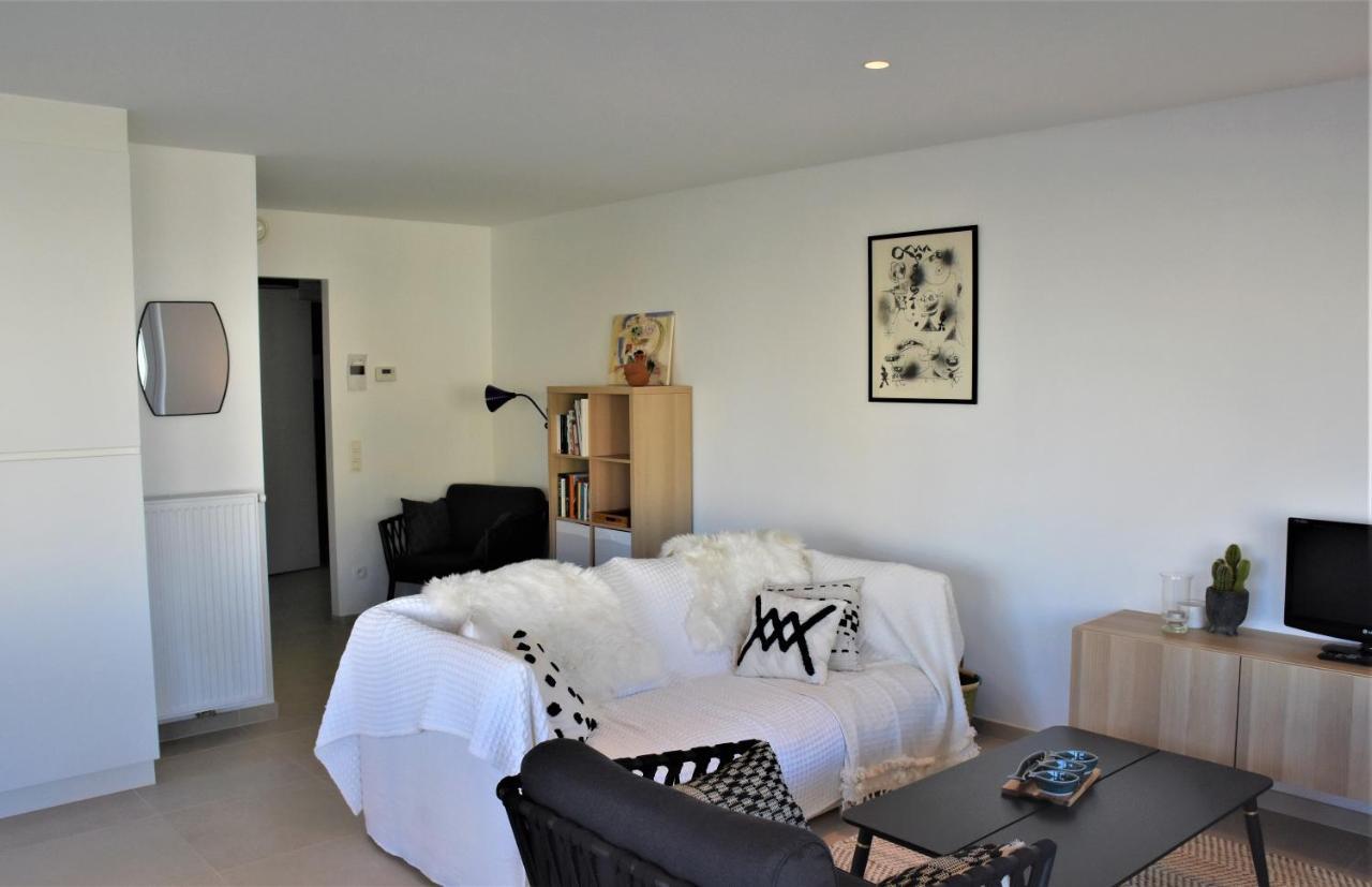 Lichtrijk 2-Slaapkamerappartement Met Zeezicht En Gratis Parking أوستيند المظهر الخارجي الصورة