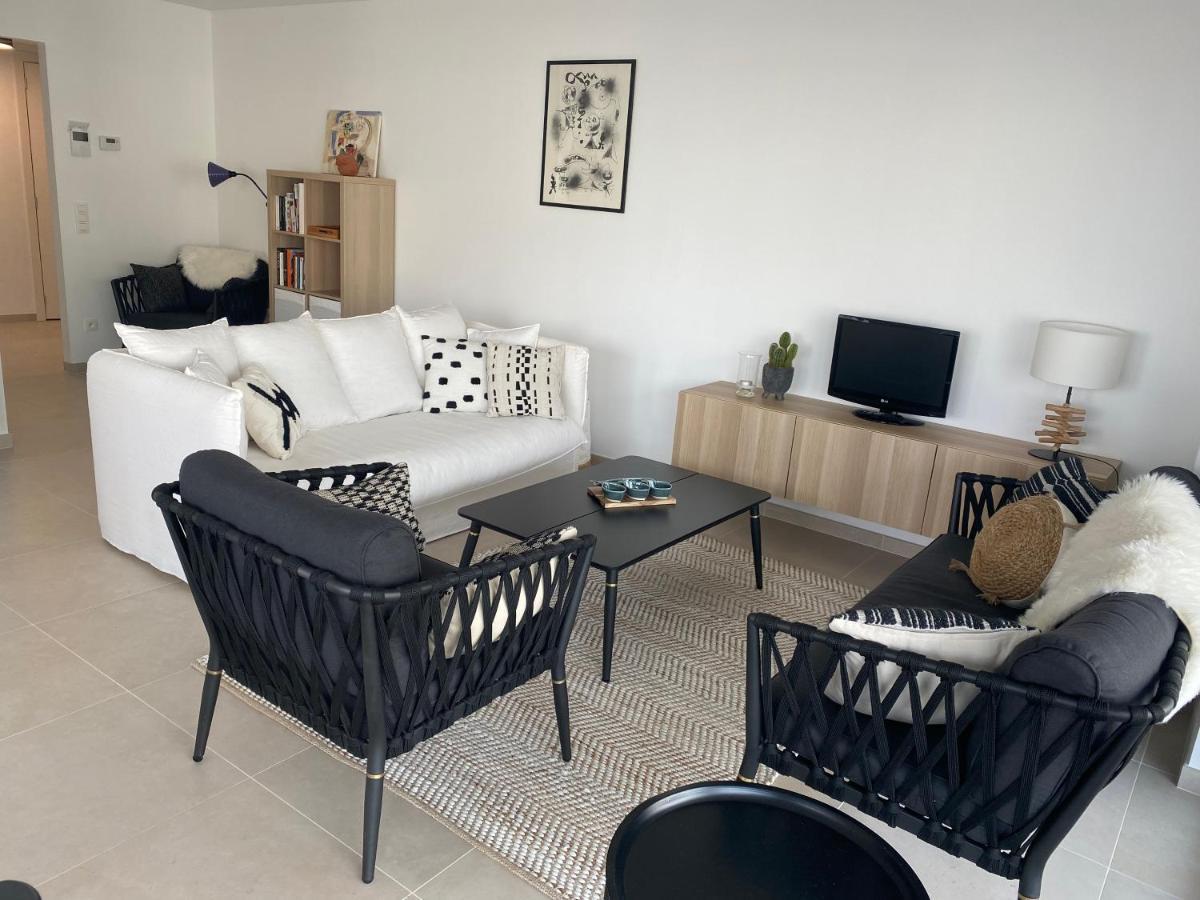Lichtrijk 2-Slaapkamerappartement Met Zeezicht En Gratis Parking أوستيند المظهر الخارجي الصورة